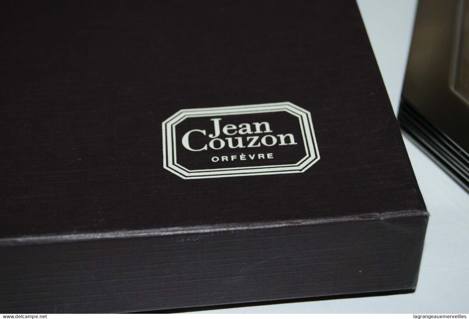 C222 Ancien Plat Jean Couzon - Champagne - Etui origine Orfèvre