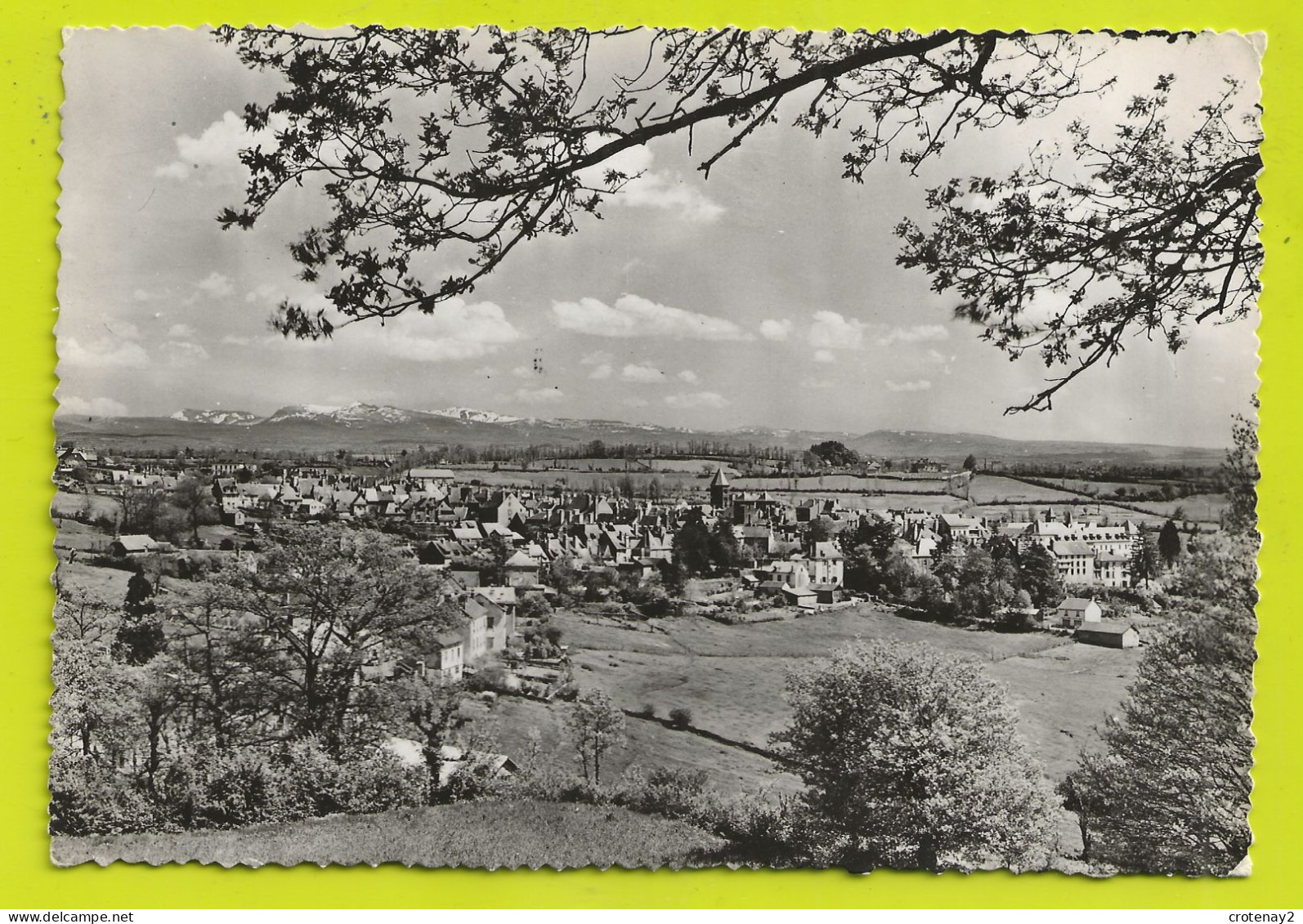 15 MAURIAC N°266 Vue Générale Et Chaîne Du PUY MARY VOIR DOS En 1955 - Mauriac