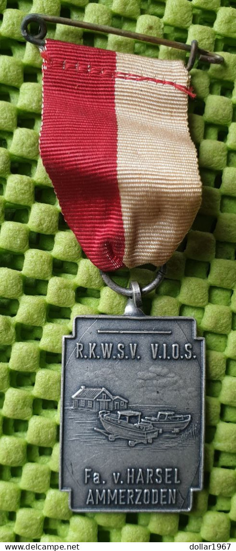 Medaile    R.K.W.S.V. V.i.o.s. , Fa. V. Harsel Ammerzoden .  . -  Original Foto  !!  Medallion  Dutch - Andere & Zonder Classificatie