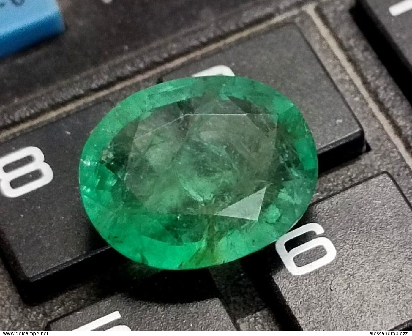 Smeraldo 13,36 Ct Cert.IGI - Emerald