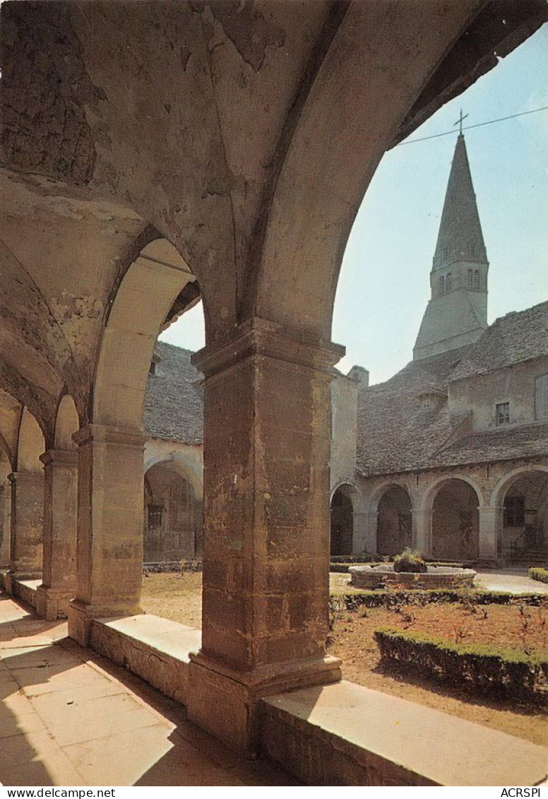 38  Crémieu  Le Cloitre Du Couvent Des Augustins Le Clocher (Scan R/V) N°   25   \MT9150 - Crémieu