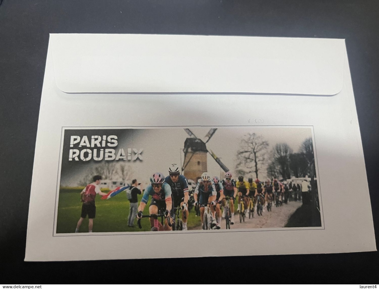 8-4-2024 (1 Z 22) France  - 121st Paris-Roubaix Cycling Race (men & Women Winners) 7 April 2024 - Ciclismo