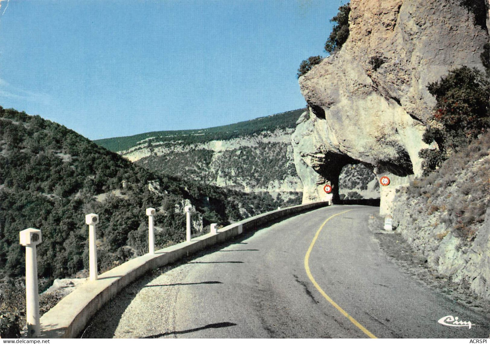 84   Gorges De La Nesque Monieux   (Scan R/V) N°   38   \MS9081 - Apt