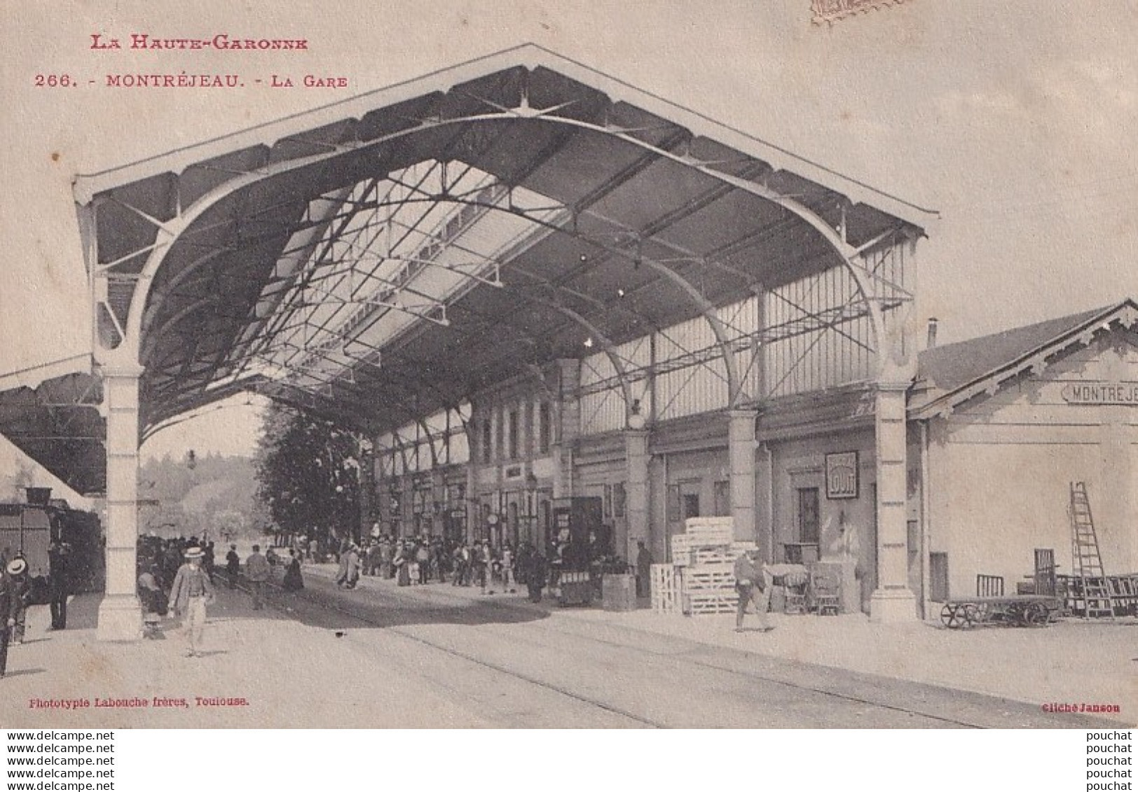 V30-31) MONTREJEAU (HAUTE GARONNE)  LA GARE - ( ANIMEE - VOYAGEURS - 2 SCANS ) - Montréjeau