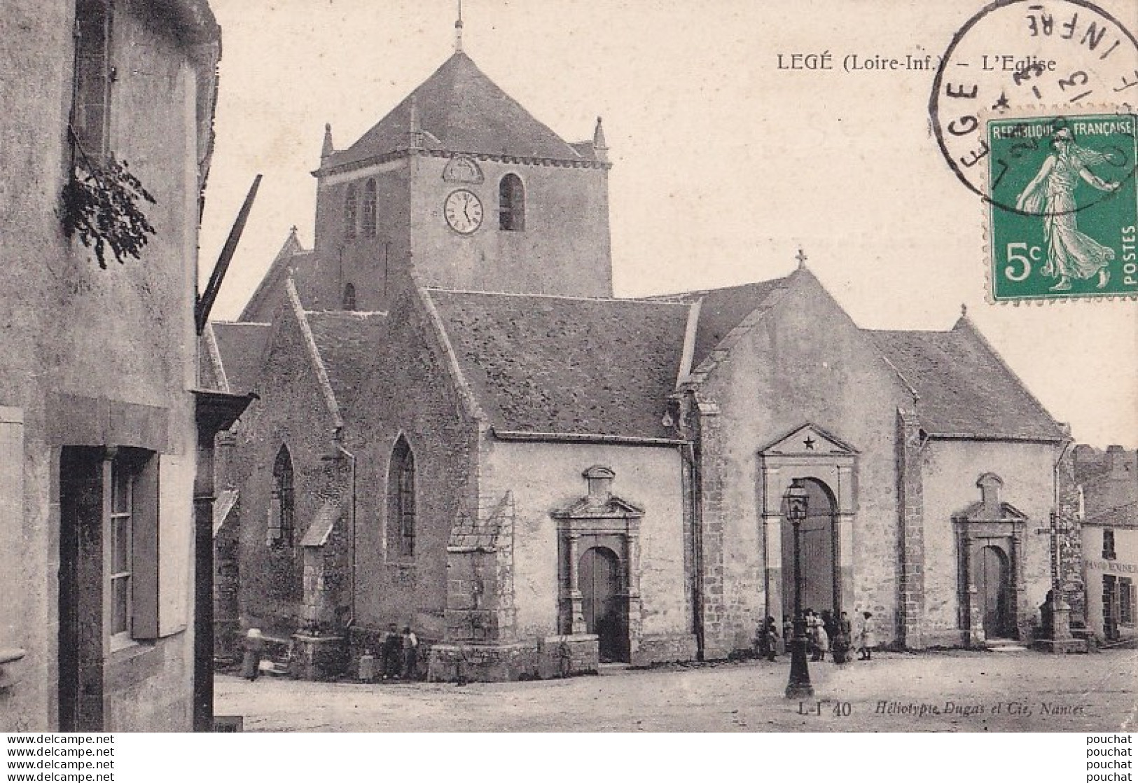 A9-44) LEGE (LOIRE INFERIEURE) L ' EGLISE  - ( ANIMEE - HABITANTS ) - Legé