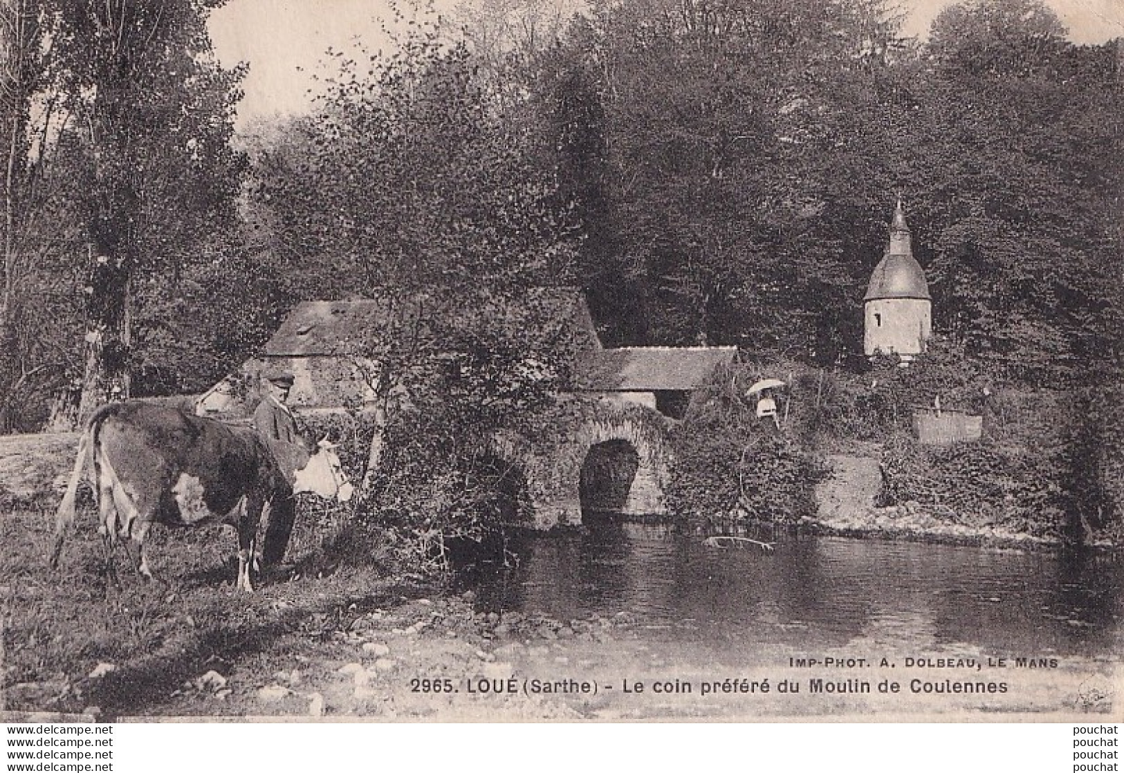 B19-72) LOUE (SARTHE) LE COIN PREFERE DU MOULIN DE COULENNES - ( ANIMEE - PAYSAN AVEC VACHE -  2 SCANS ) - Loue