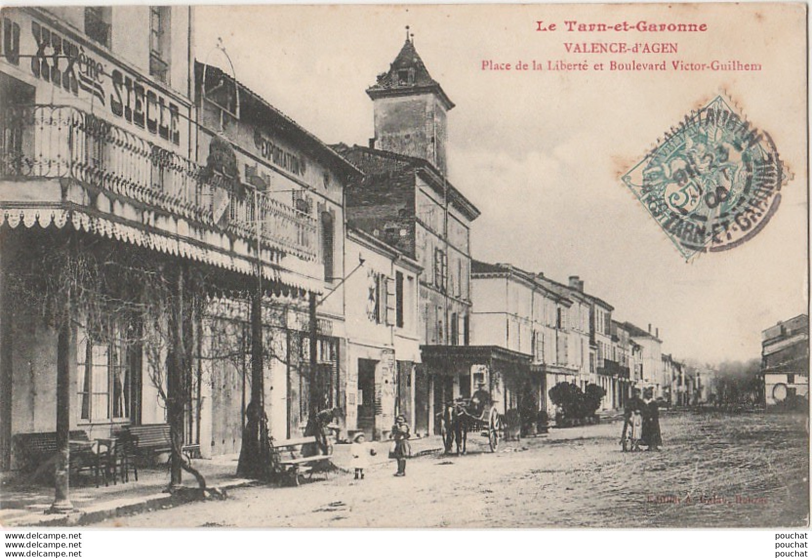 82) VALENCE D'AGEN (TARN ET GARONNE)  PLACE DE LA LIBERTE ET BOULEVARD VICTOR GUILHEM - (ATTELAGE - VILLAGEOIS)  - Valence