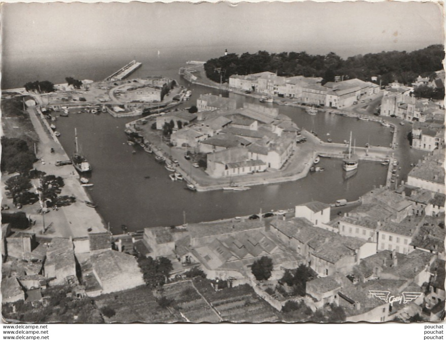 17) ILE DE RE (CHARENTE MARITIME) LA FRANCE VUE DU CIEL..SAINT MARTIN DE RE - VUE GENERALE (OBLITERATION 1959 - 2 SCANS) - Saint-Martin-de-Ré