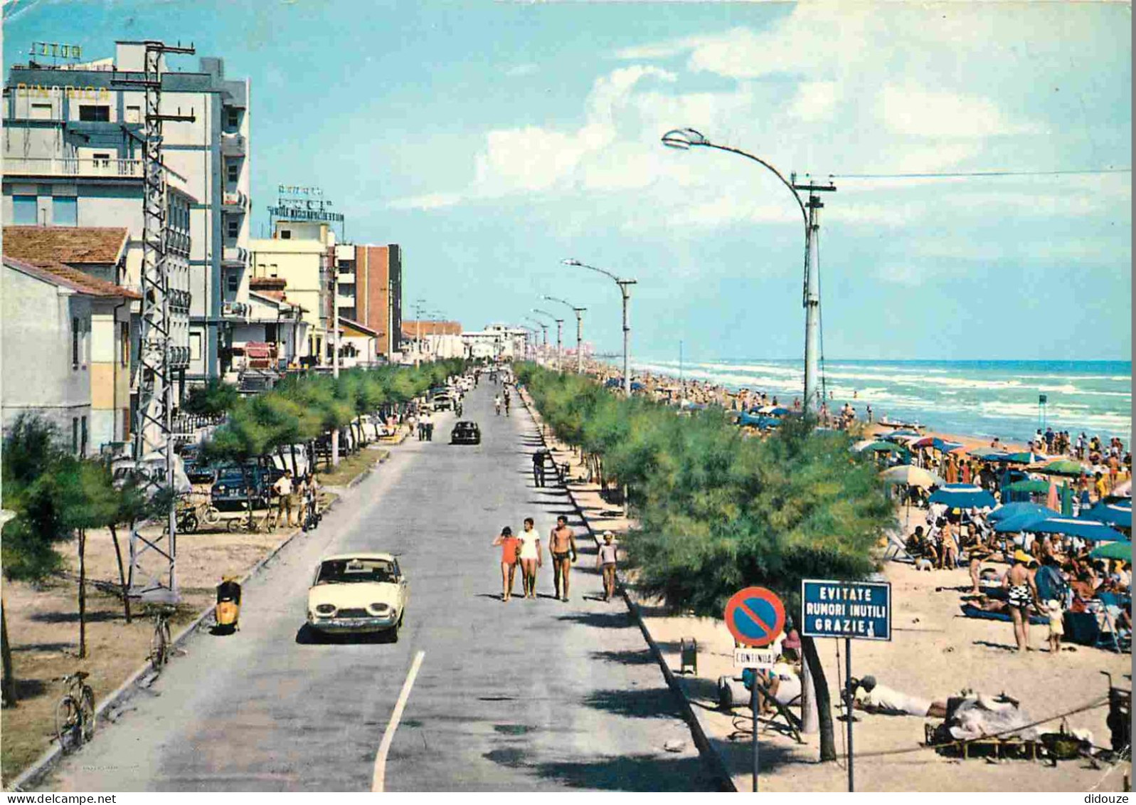 Automobiles - Marotta - Lungomare E Spiaggia - Promenade à Mer Et Plage - CPM - Etat Léger Pli Visible - Voir Scans Rect - PKW