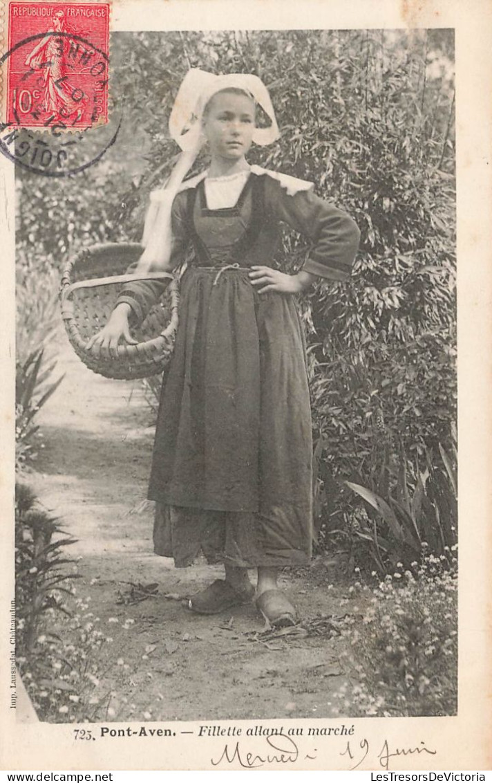 FOLKLORE - Costumes - Pont Aven - Fillette Allant Au Marché - Carte Postale Ancienne - Costumes