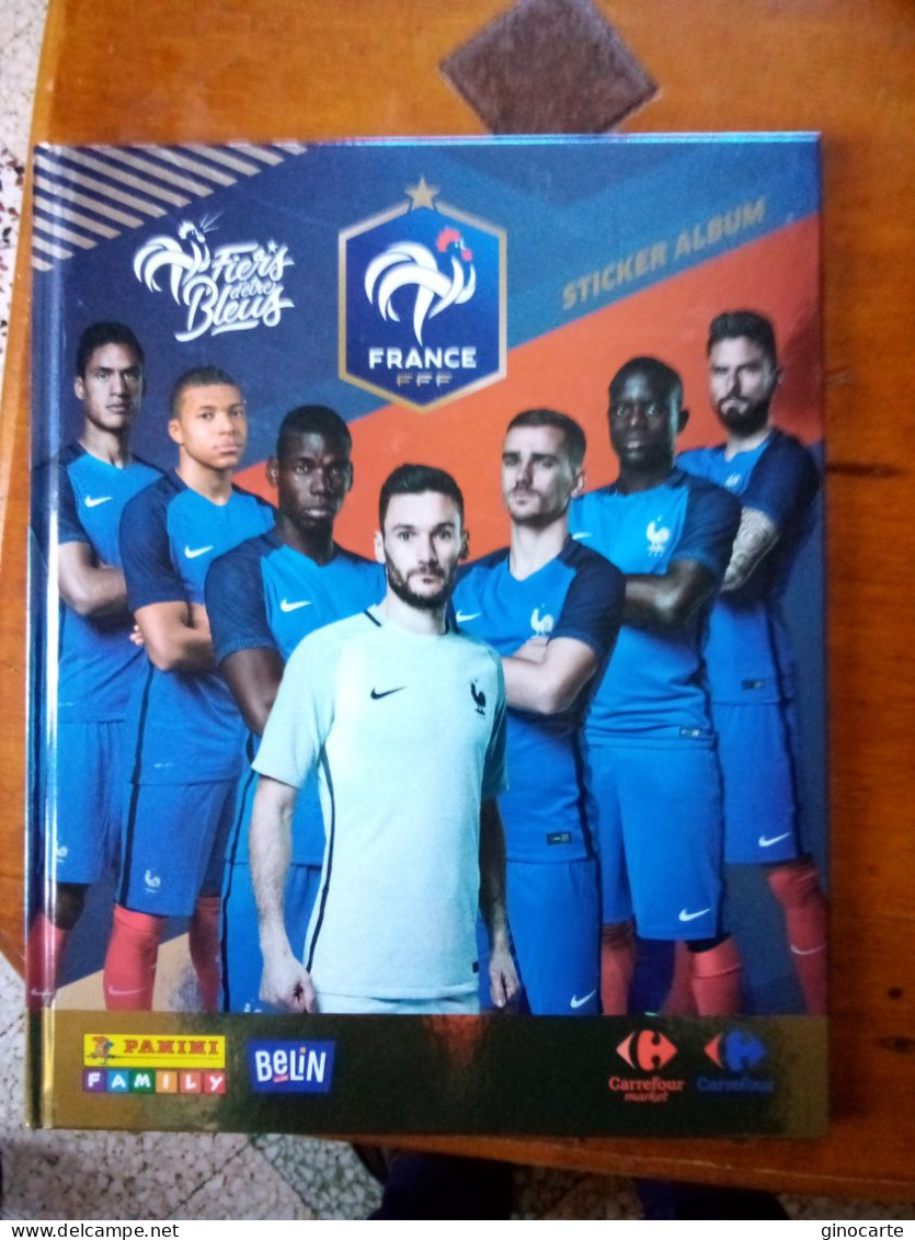 Album Edition Carrefour Cartonné Russie Coupe Du Monde 2018 Football Panini Complet - French Edition