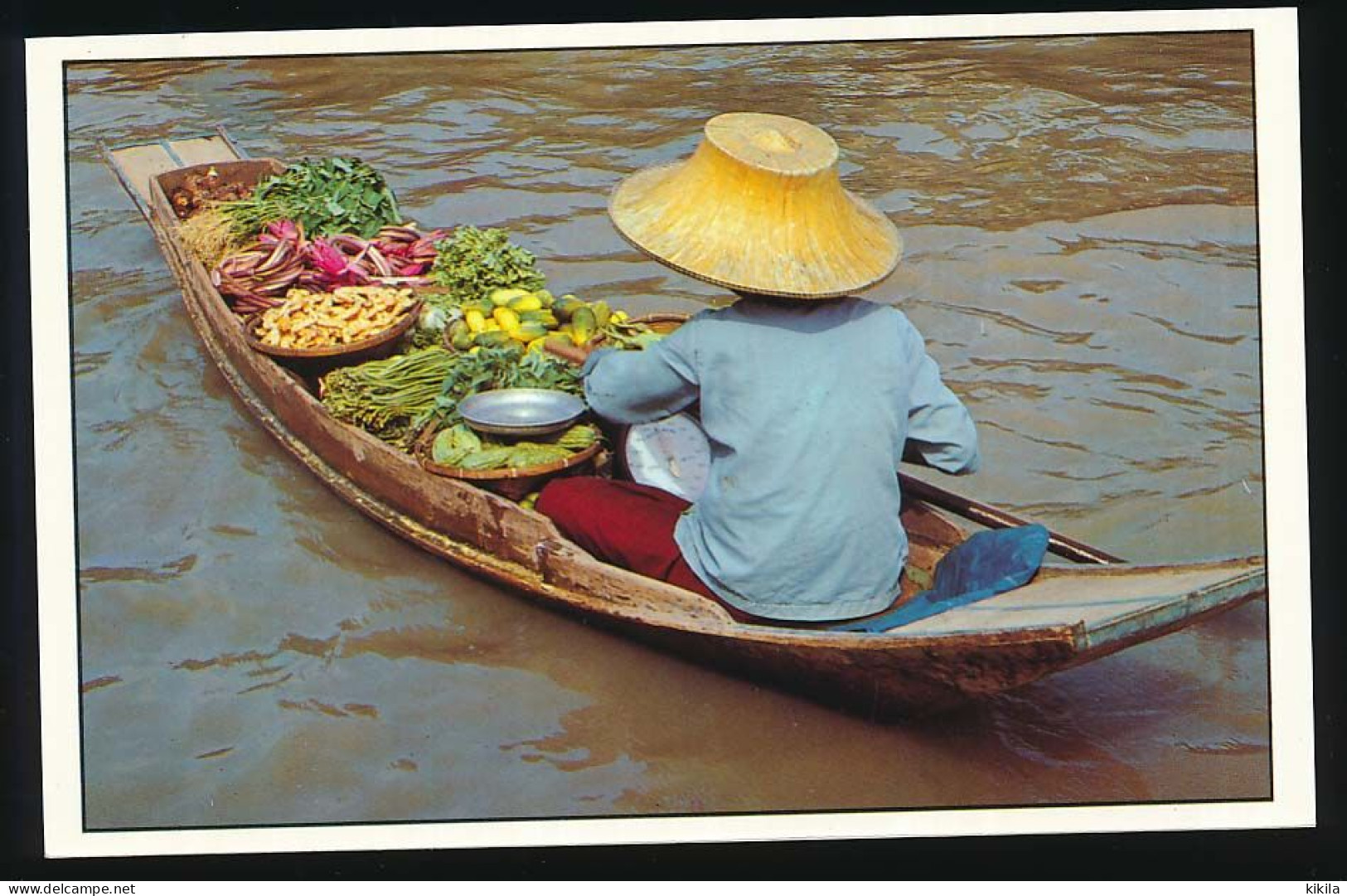 CPSM / CPM 10.5 X 15 Thaïlande (134) Le Bateau Pour Vendre Des Légumes Sur Le Marché Flottant The Boat To Sell Vegetable - Tailandia