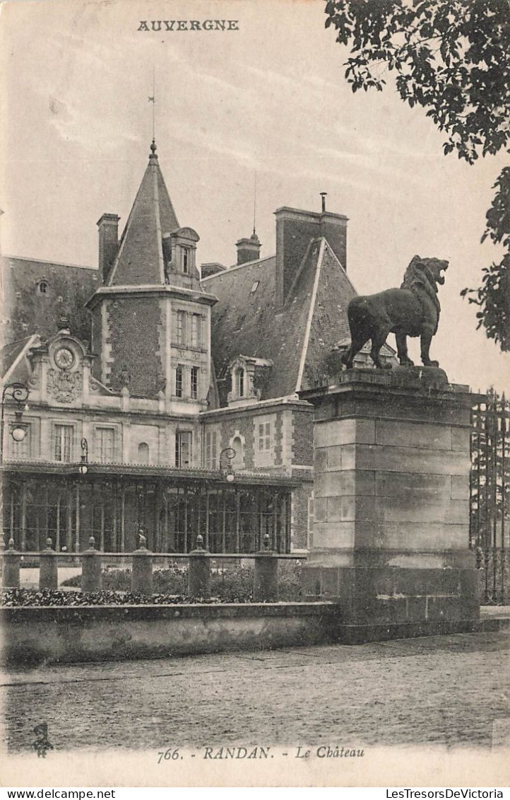 FRANCE - Auvergne - Randan - Vue Sur Le Château - Vue De L'extérieure Face à L'entrée - Statue - Carte Postale Ancienne - Riom