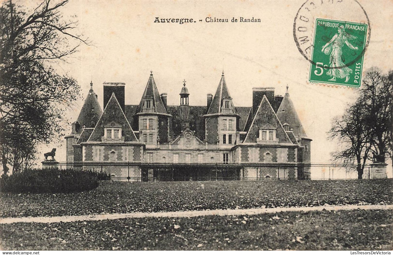 FRANCE - Auvergne - Vue Sur Le Château De Randan - Vue Générale - De L'extérieure - Carte Postale Ancienne - Riom