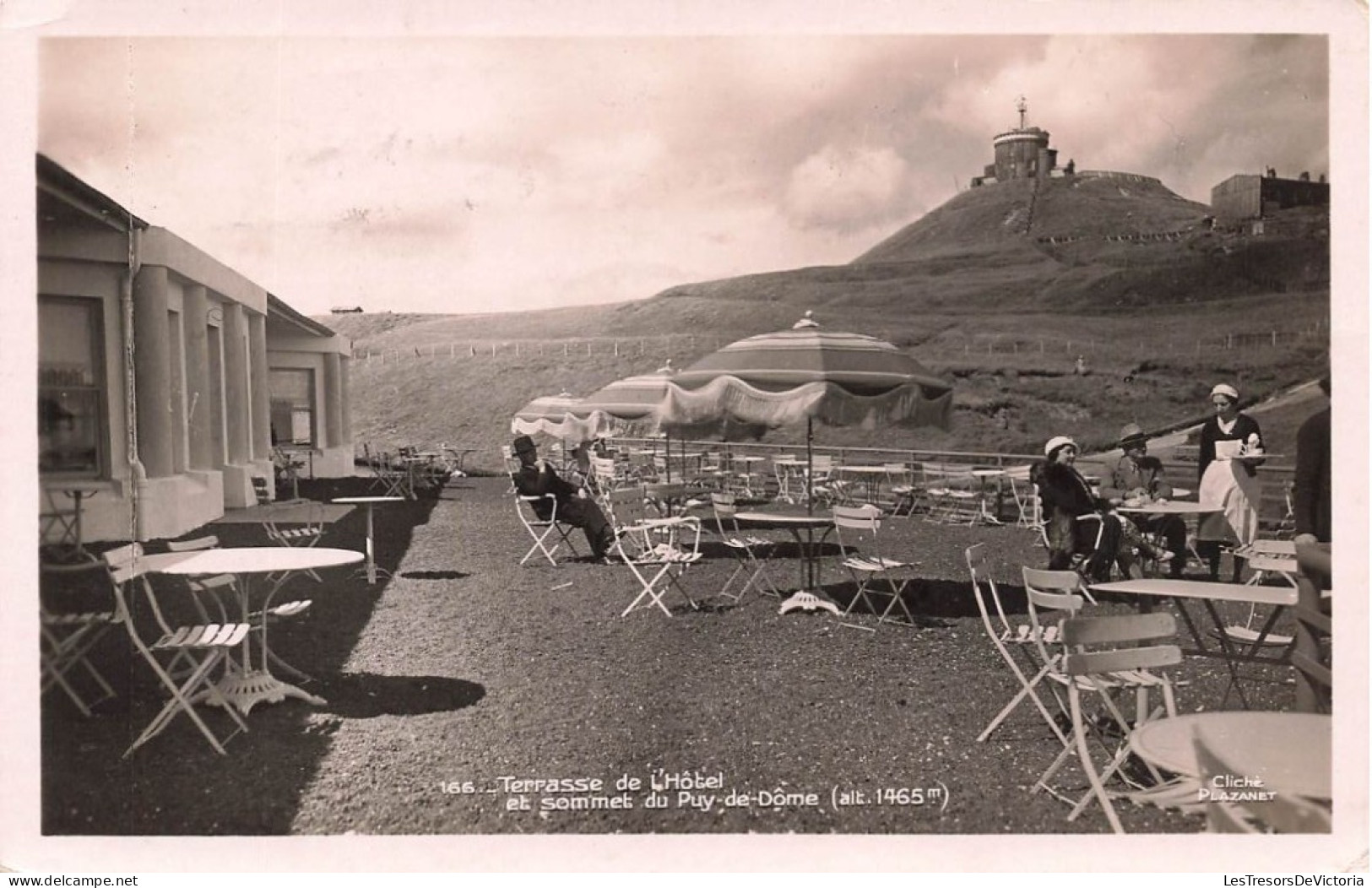 FRANCE - Terrasse De L'hôtel  Et Sommet Du Puy De Dôme (Alt 1465 M) - Animé - Vue D'ensemble - Carte Postale Ancienne - Other & Unclassified