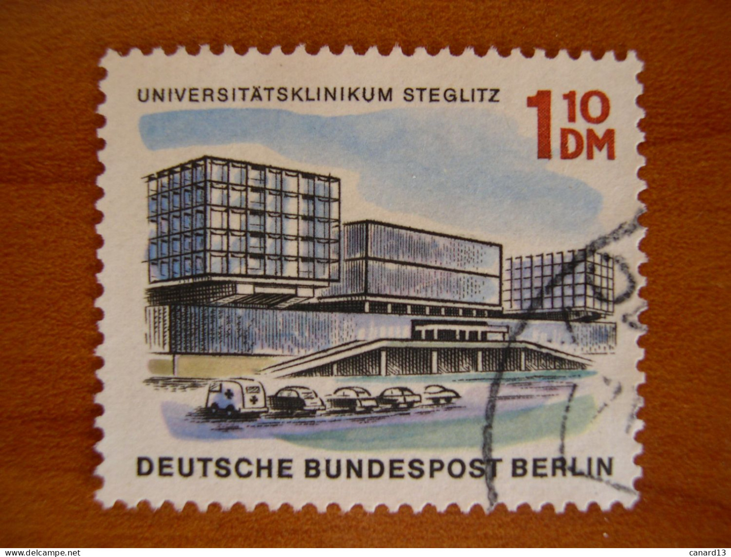 Allemagne Berlin Obl N° 241 - Usati