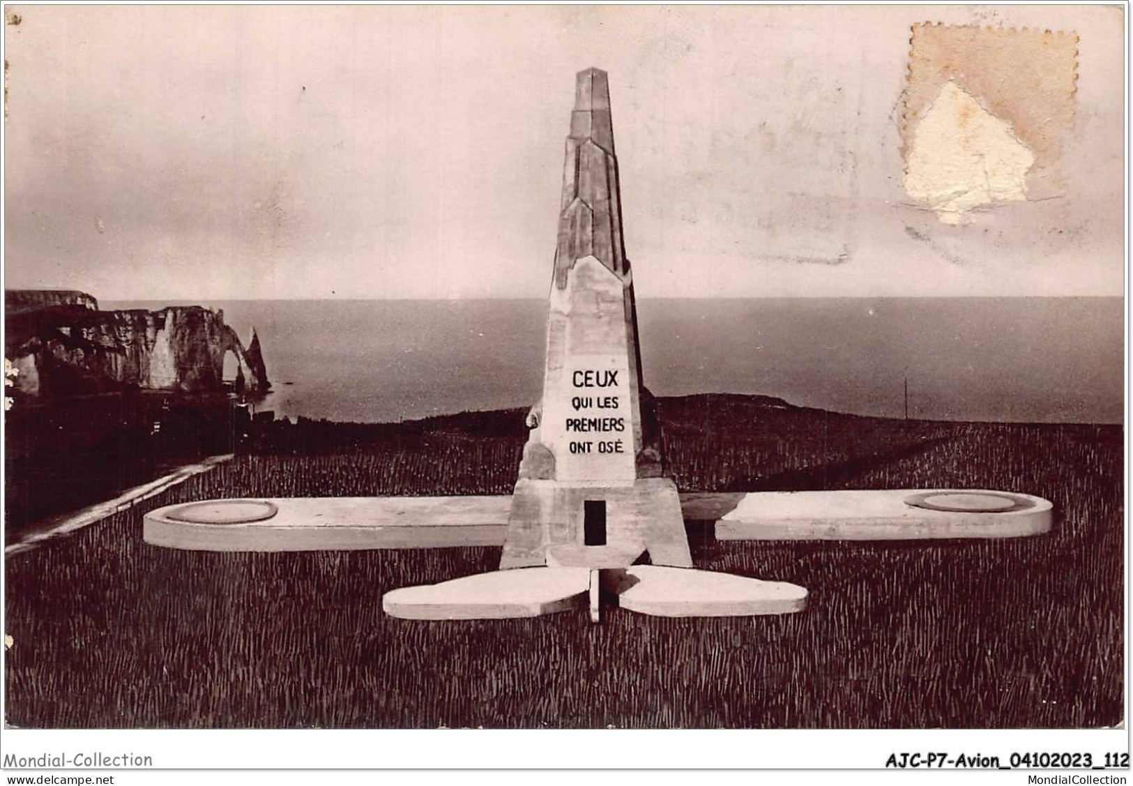 AJCP7-0681- AVION - ETRETAT - MONUMENT NUNGESSER ET COLI - VUE ARRIERE - 1914-1918: 1ère Guerre