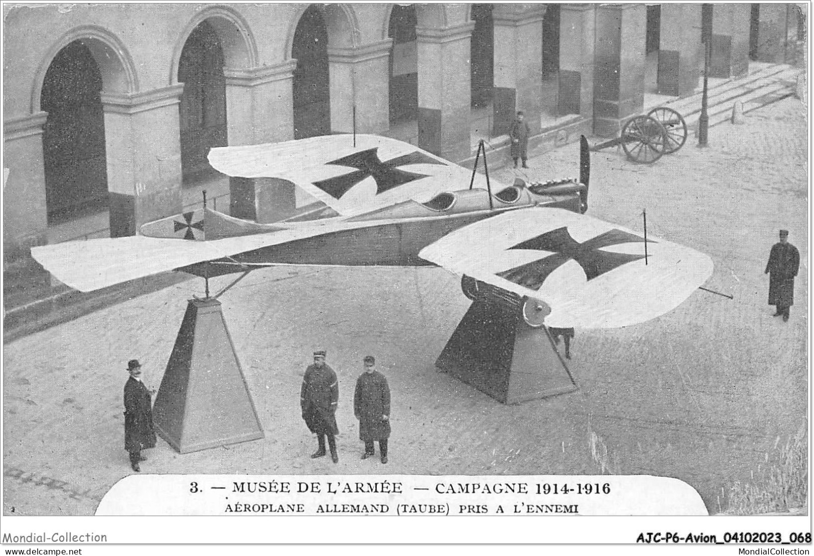 AJCP6-0558- AVION - MUSEE DE L'ARMEE - CAMPAGNE 1914-1916 - AEROPLANE ALLEMAND - PRIS A L'ENNEMI - 1946-....: Moderne