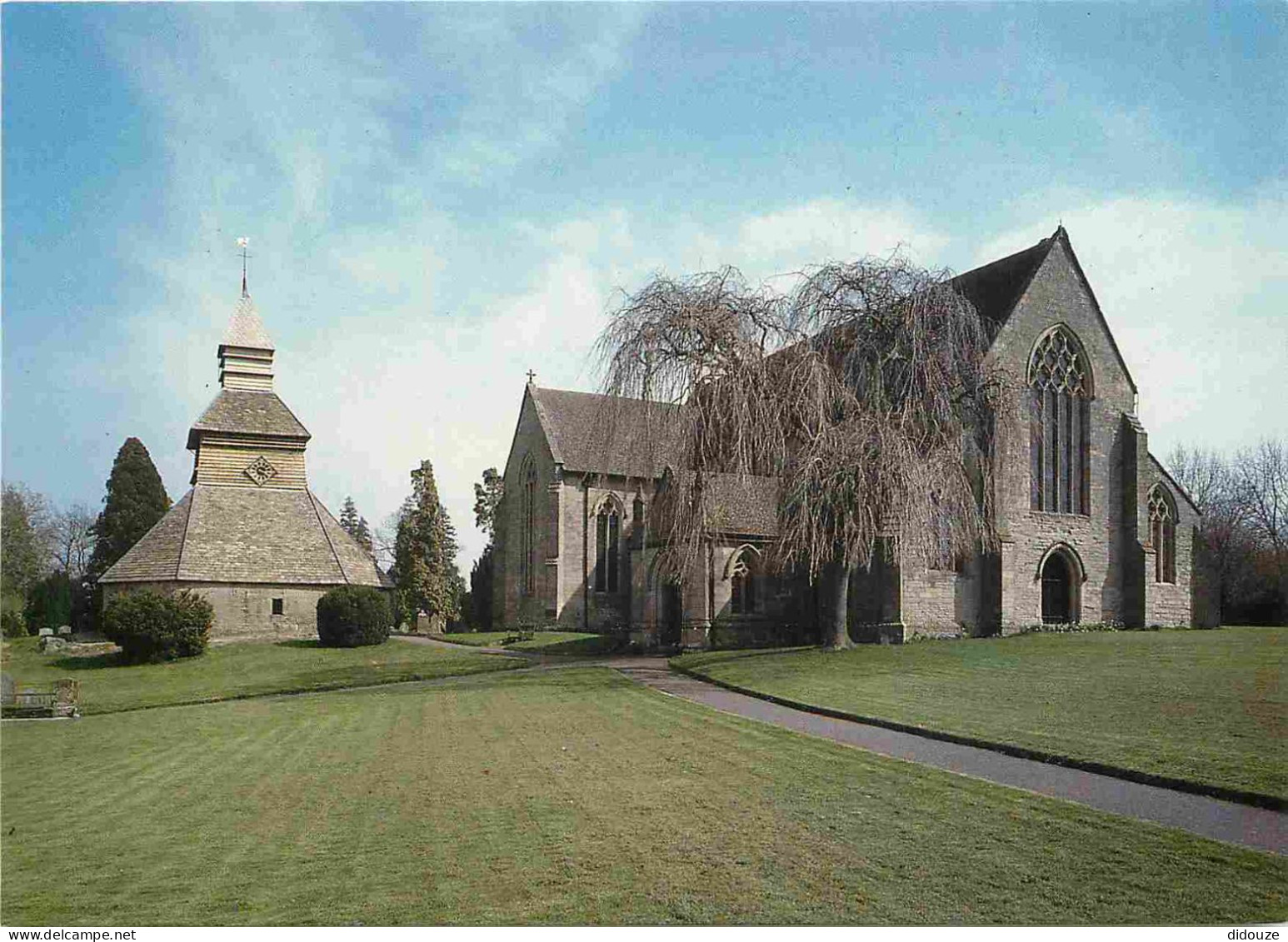 Angleterre - Pembridge - The 14th Century Parish Church Of St Mary The Virgin With Detached Bell Tower - Eglise - Heredf - Herefordshire