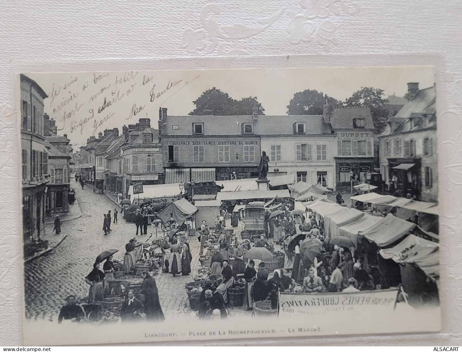 Liancourt , Place De La Rochefoucault , Le Marché - Liancourt