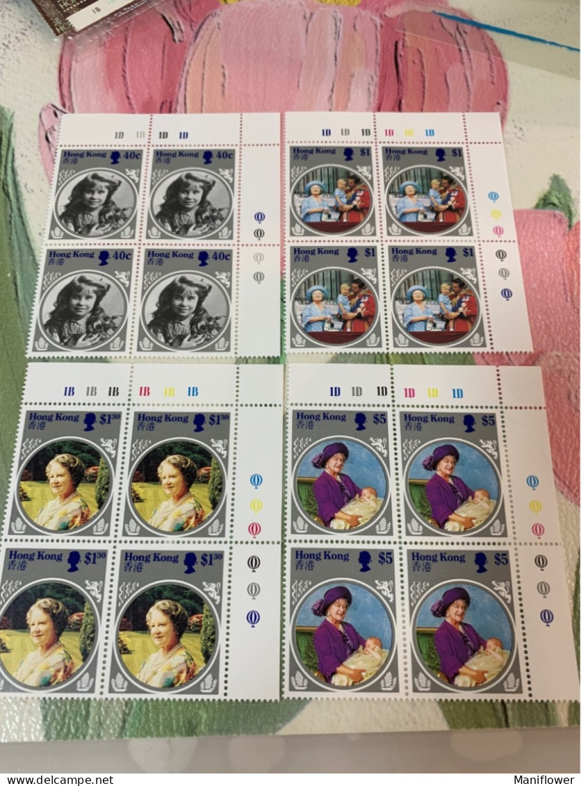 Hong Kong Royal Family MNH Corner Block With Traffic Lights - Ungebraucht