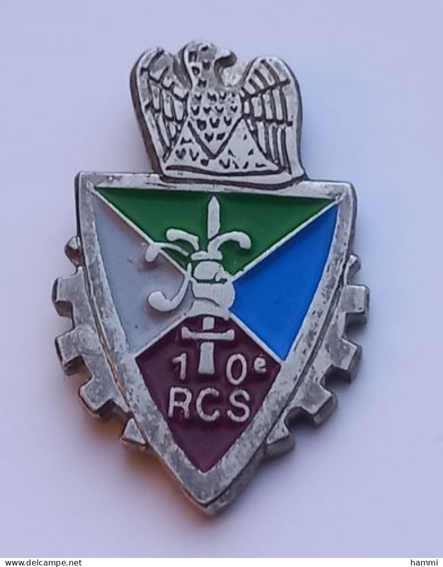 PO27 Pin's Armée Militaire 10° Régiment Commandement Et Services Châlons-sur-Marne Et En Champagne Achat Immédiat - Militaria