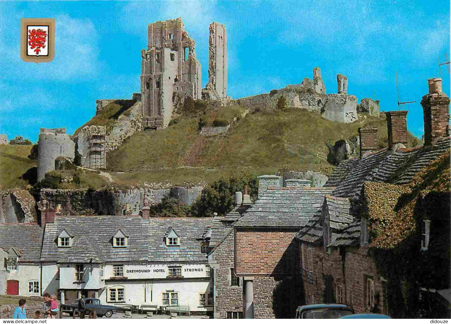 Angleterre - Corfe - Corfe Castle - Automobiles - Chateau - Dorset - England - Royaume Uni - UK - United Kingdom - CPM - - Autres & Non Classés