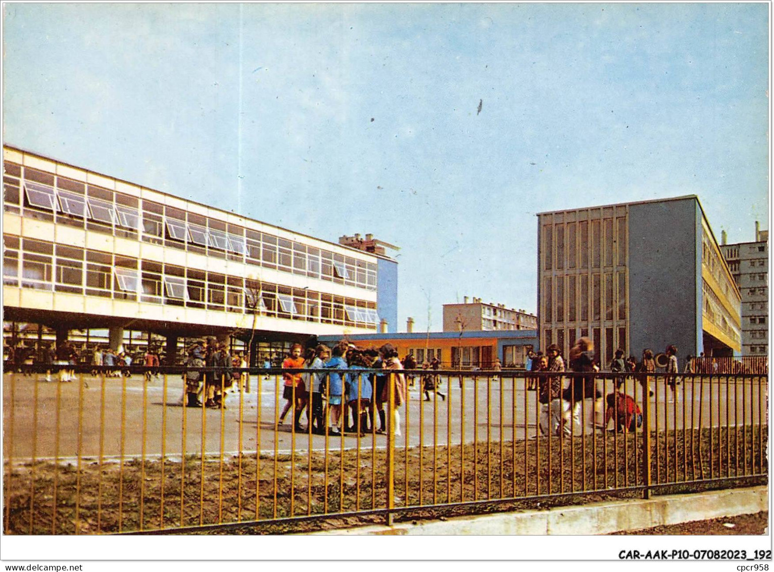 CAR-AAKP10-93-1076 - ROMAINVILLE - Groupe Scolaire Cité M. Cachin - Romainville