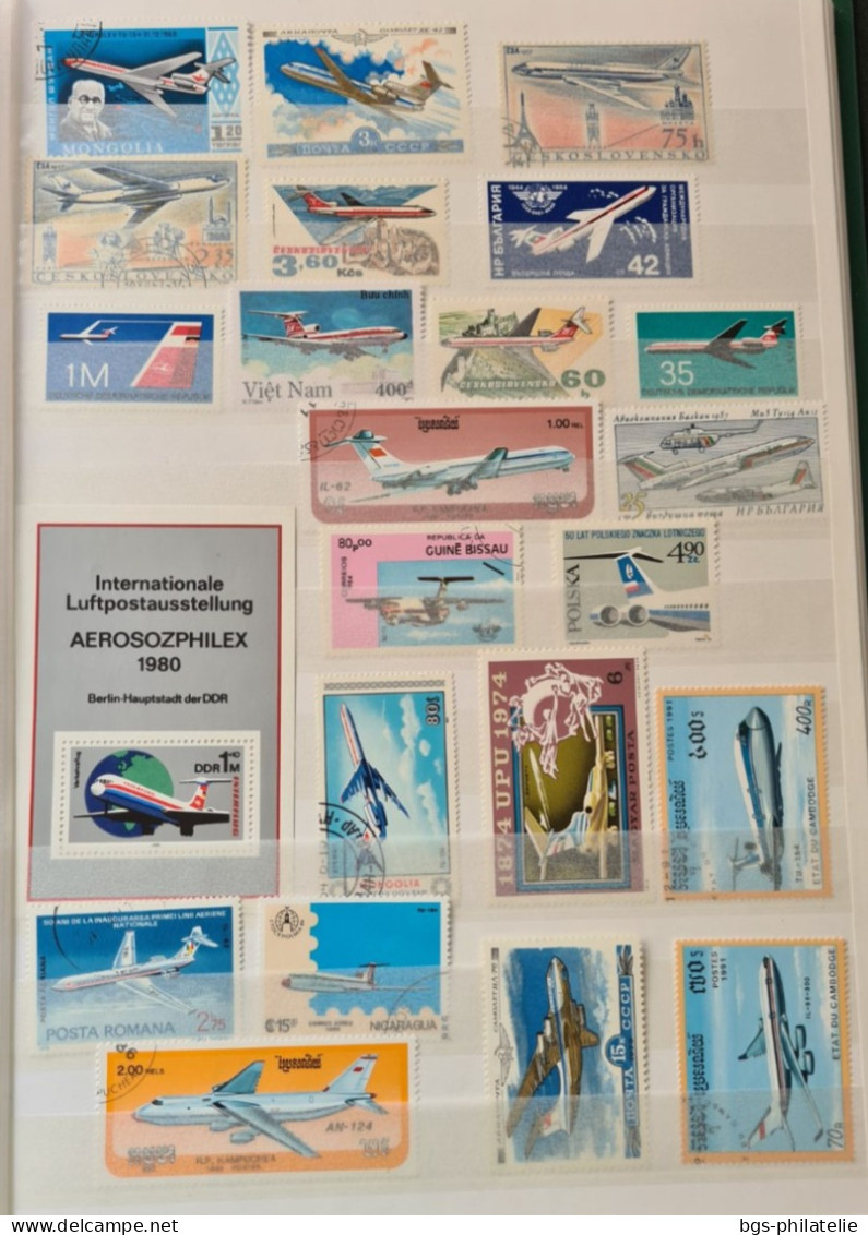 Collection de timbres sur le thème des Avions.