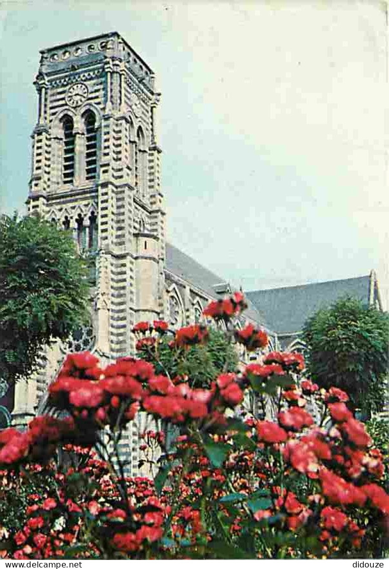 59 - Haubourdin - L'Eglise Saint Maclou - Fleurs - CPM - Voir Scans Recto-Verso - Haubourdin