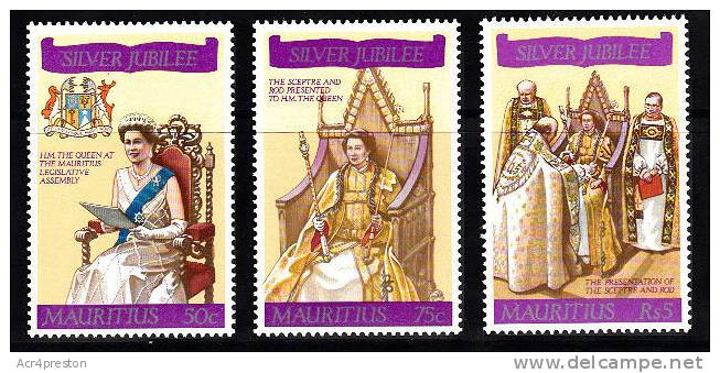 Mu0516 Mauritius 1977 SG516-8  Silver Jubilee Coronation Queen Elizabeth 2, Unmounted Mint - Maurice (1968-...)