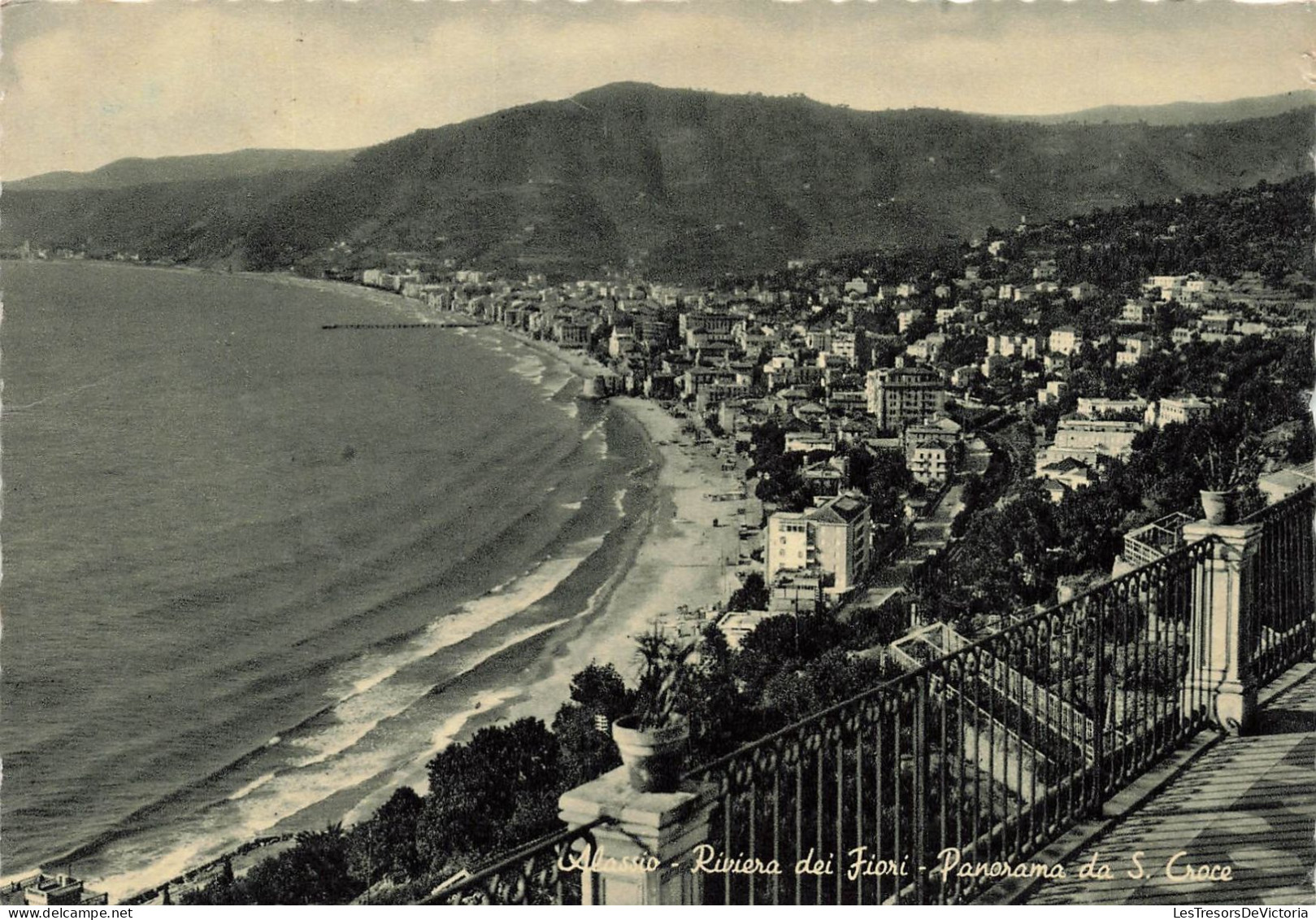 ITALIE - Savona - Alassio - Riviera Dei Fiori - Panorama Da S Crace - Plage - The Flower Shore - Carte Postale - Savona