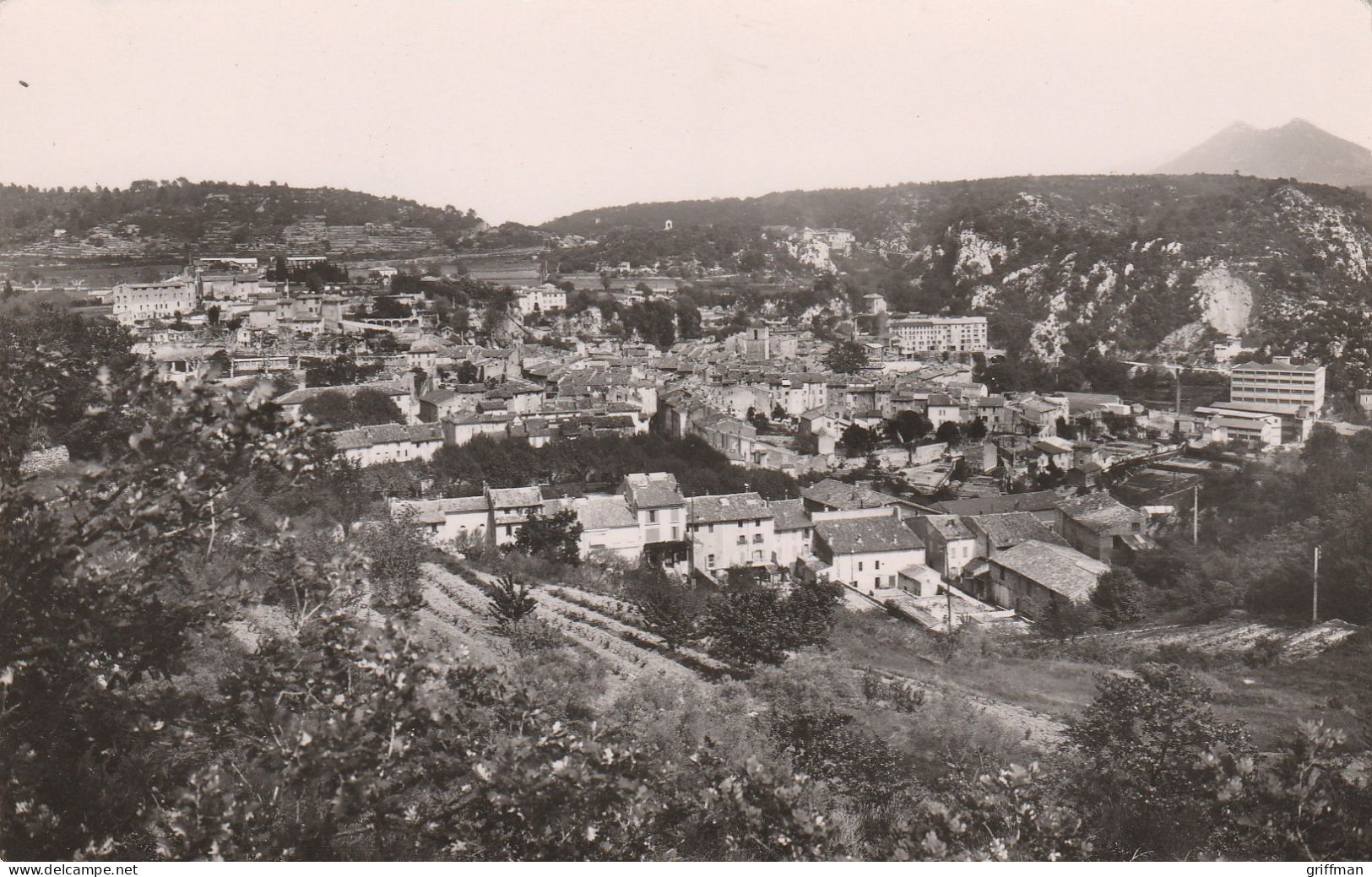 BARJOLS VUE GENERALE ET LE BESSILLON CPSM 9X14 TBE - Barjols