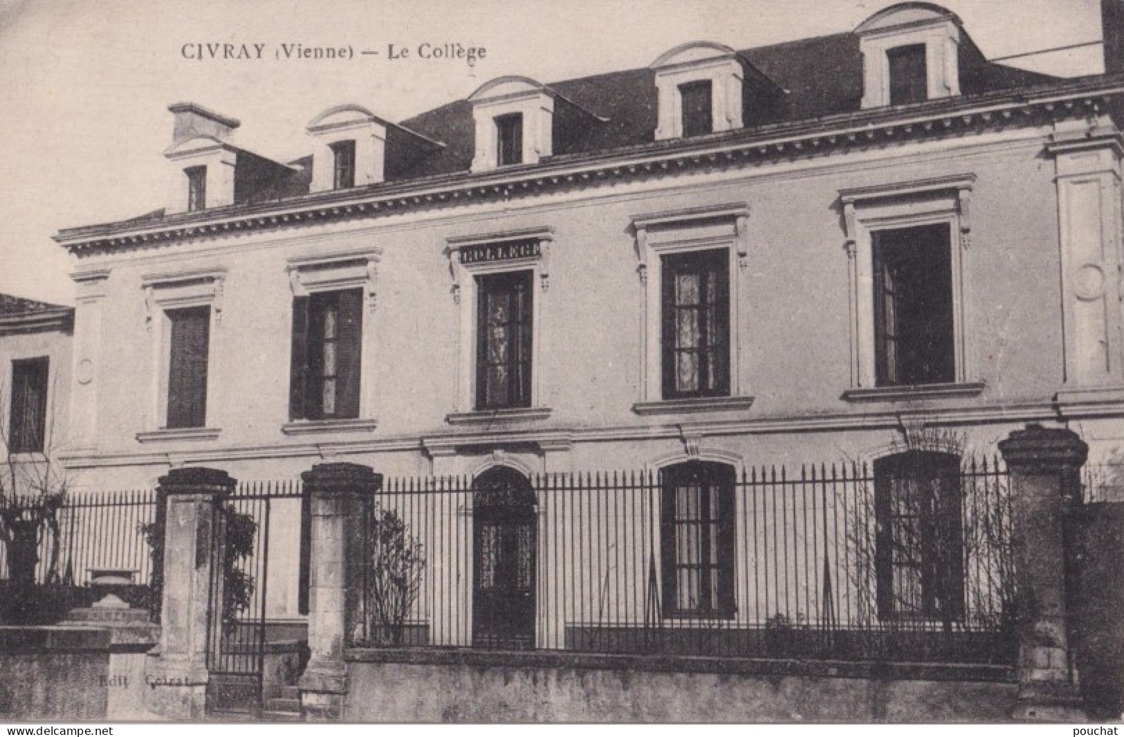 E19-86) CIVRAY (VIENNE) LE COLLEGE - ( 2 SCANS ) - Civray