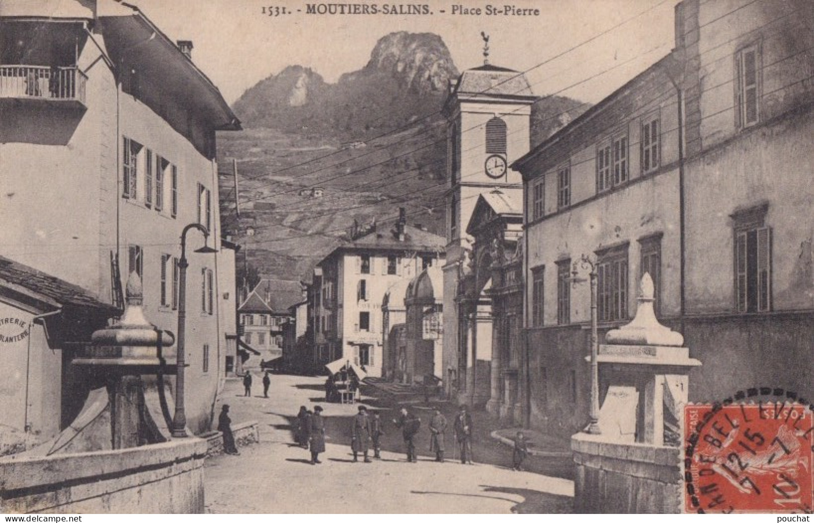 E16-73) MOUTIERS - SALINS (SAVOIE) PLACE SAINT PIERRE - ANIMEE - EN 1911 - Moutiers