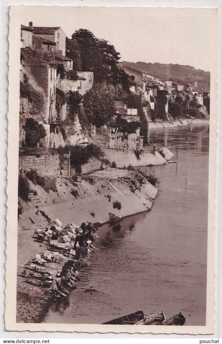 F11-47) TONNEINS - LES QUAIS - LAVOIR - LA GARONNE - ANIMEE -  LAVEUSES  EN 1954 - ( 2 SCANS ) - Tonneins