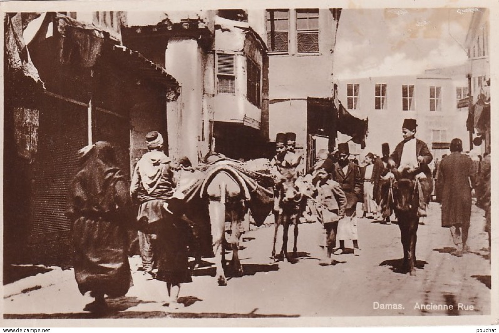 F12- DAMAS (SYRIE)  ANCIENNE RUE - ANIMEE - EDIT.  AITA FRERES , DAMAS - ( 2 SCANS ) - Syrien