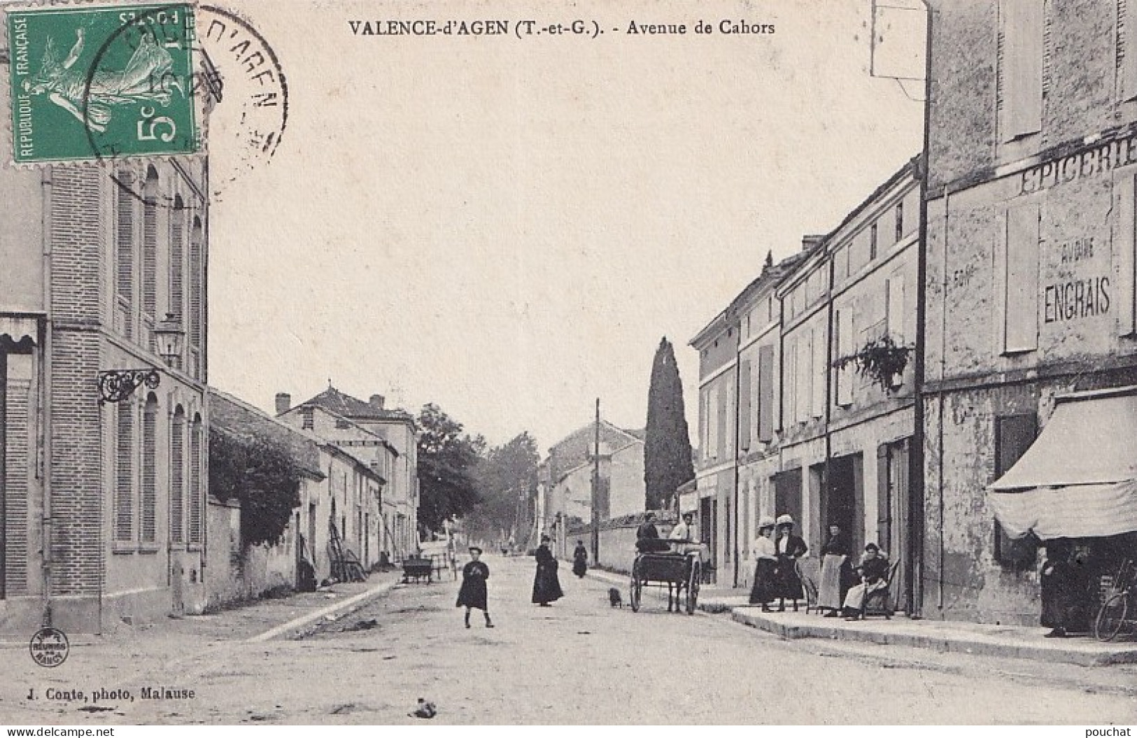  F23-82) VALENCE D 'AGEN (TARN ET GARONNE) AVENUE DE CAHORS - ANIMEE -  EPICERIE  - HABITANTS - EN 1908  - Valence