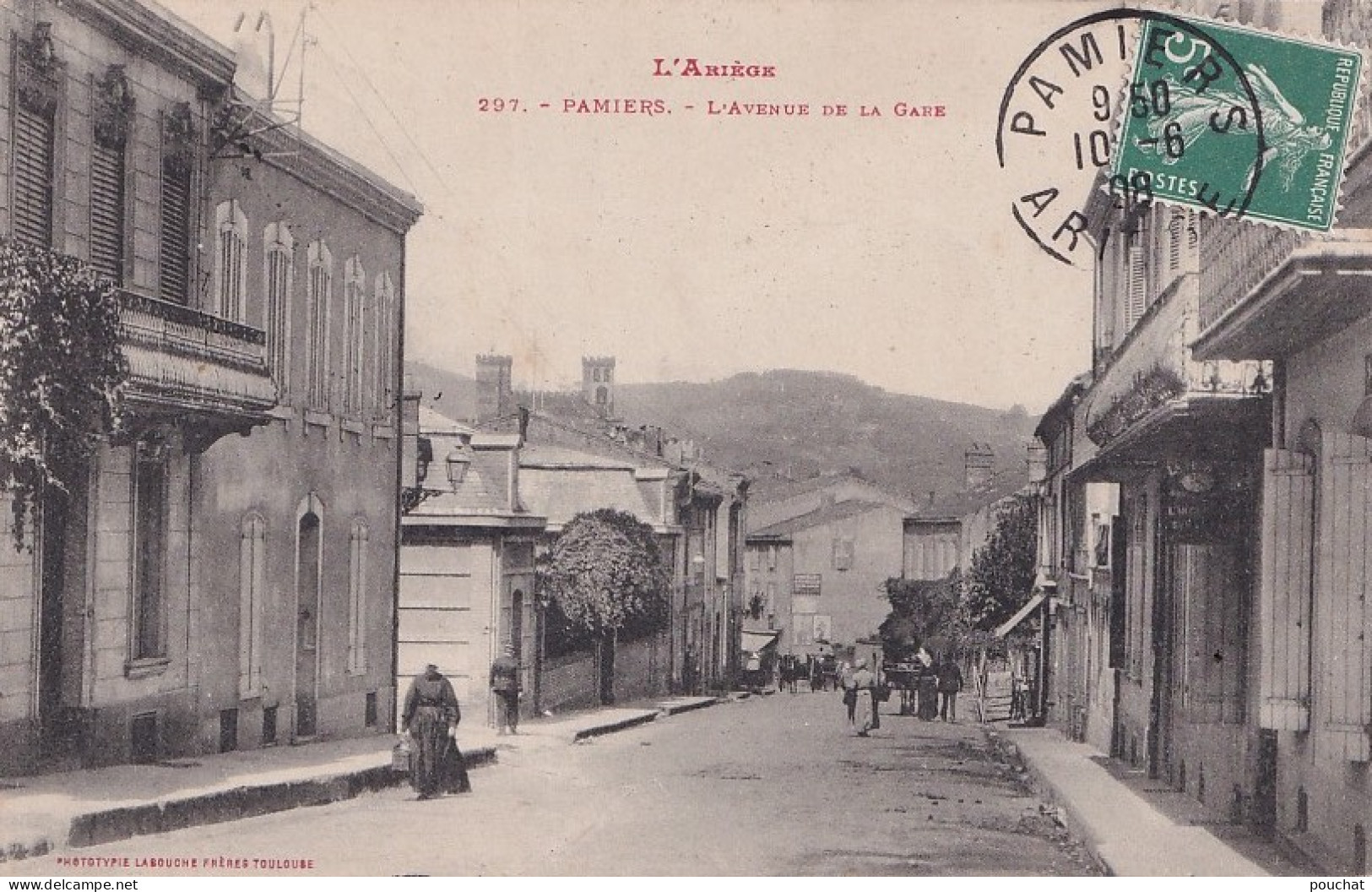  F24-09) PAMIERS (ARIEGE) L'AVENUE DE LA GARE - ANIMEE - HABITANTS - EN 1908 - Pamiers