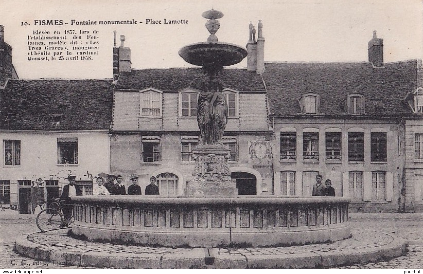  F25-51) FISMES - FONTAINE MONUMENTALE -  PLACE LAMOTTE  - ANIMEE - HABITANTS - ( 2 SCANS ) - Fismes