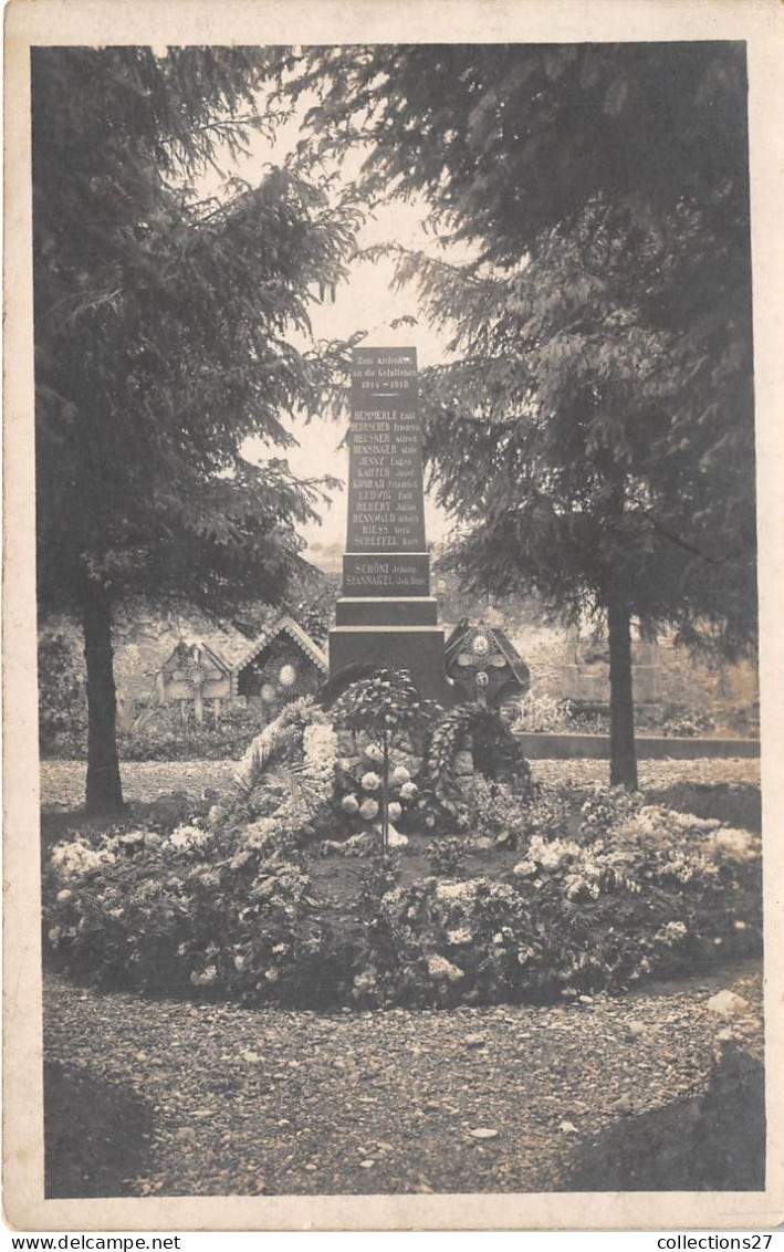 MONUMENT-AUX-MORTS- CARTE PHOTO A SITUER - Souvenir De...