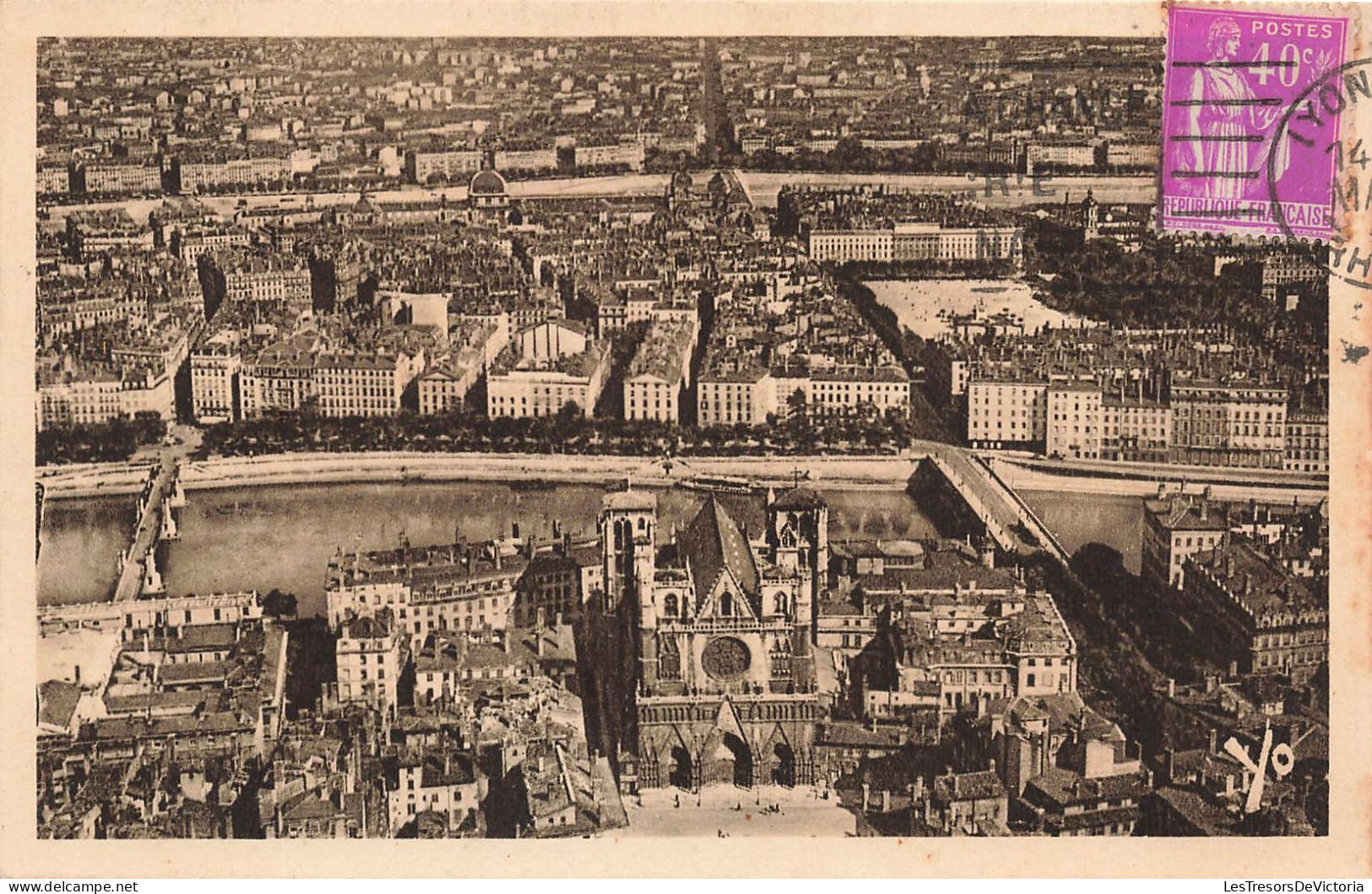 FRANCE - Lyon - La Ville Vue De Fourvière - Au Premier Plan, La Cathédrale Saint Jean, Puis La  - Carte Postale Ancienne - Lyon 1