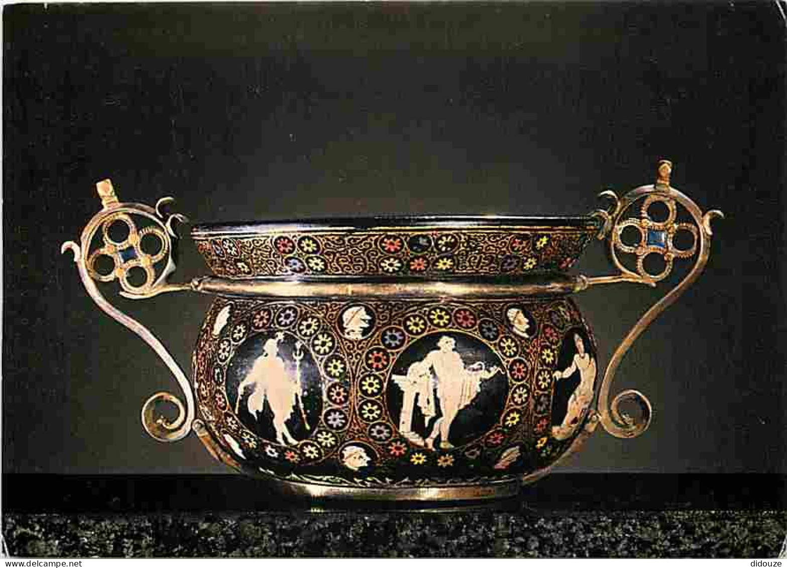 Art - Antiquités - Le Trésor De St Marc De Venise - Vase De Verre Orné De Scènes Mythologiques - CPM - Voir Scans Recto- - Antiquité