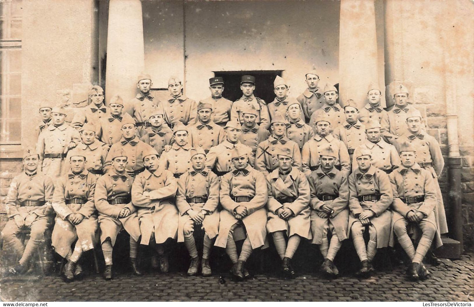 CARTE PHOTO - Groupe De Soldats - Militaria - Carte Postale Ancienne - Photographs