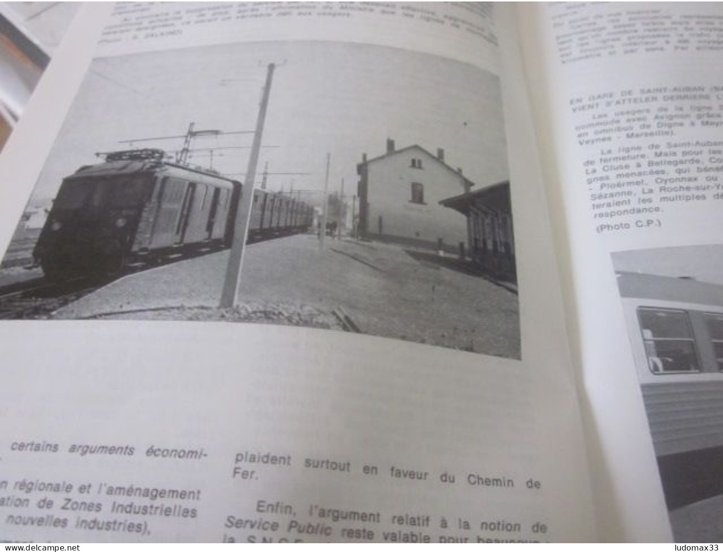 Chemins De Fer ,italiens,Bari Barletta,chemin De Fer D'Aigle A Leysin, - Railway & Tramway