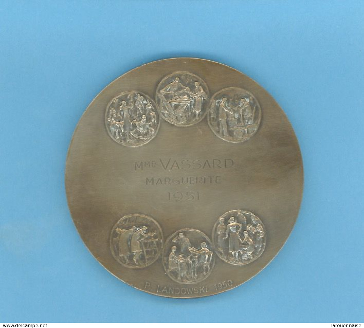 MÉDAILLE -FÉDÉRATION NATIONALE DES ENTREPRISES A COMMERCES MULTIPLES -BRONZE-80mm-257gr -GRAVEUR P. LANDOWSKI -1950- - Professionali / Di Società