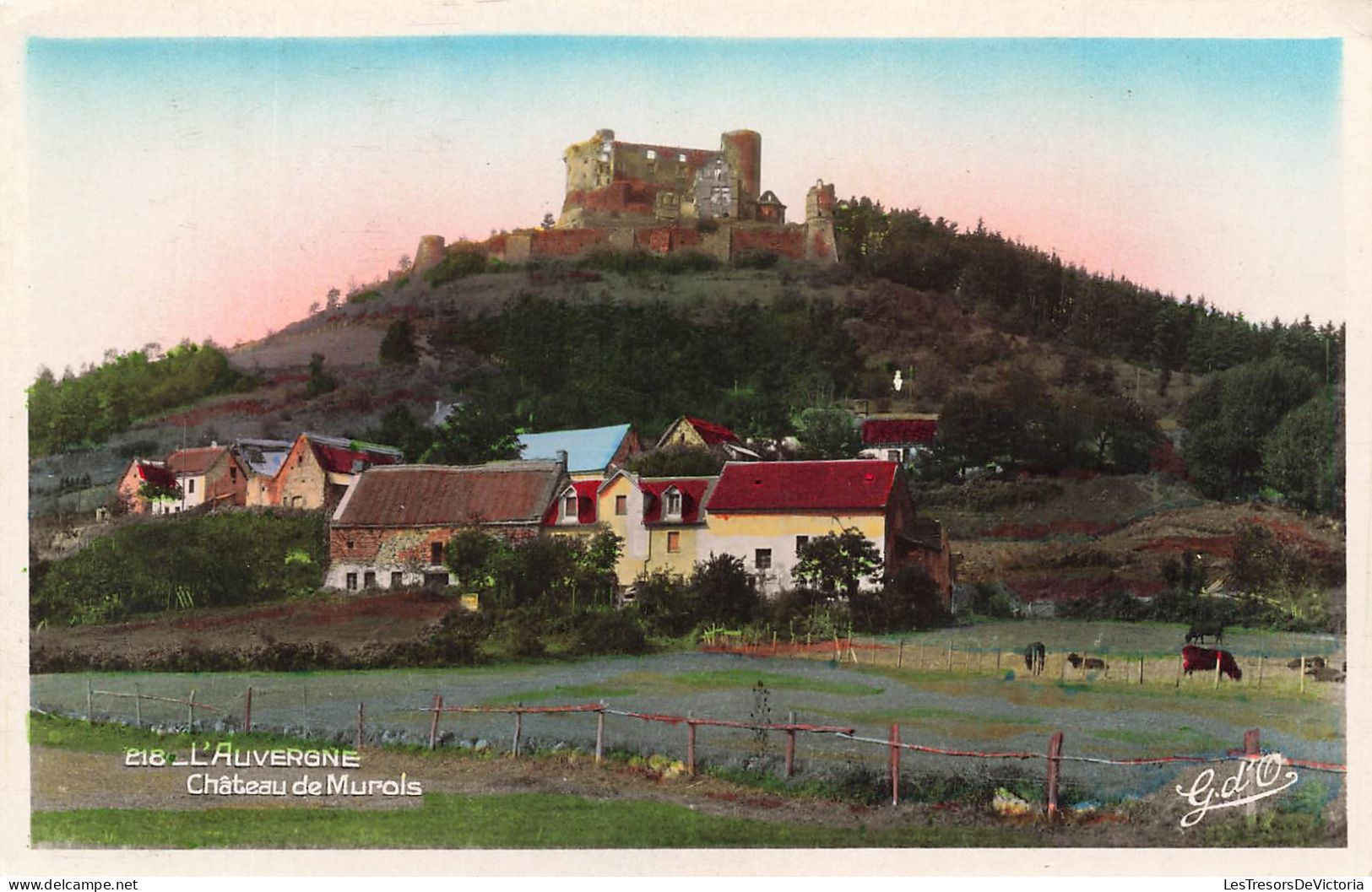 FRANCE - L'Auvergne - Vue Sur Le Château De Murols - Colorisé - Vue Sur Les Maisons Autour - Carte Postale Ancienne - Auvergne Types D'Auvergne