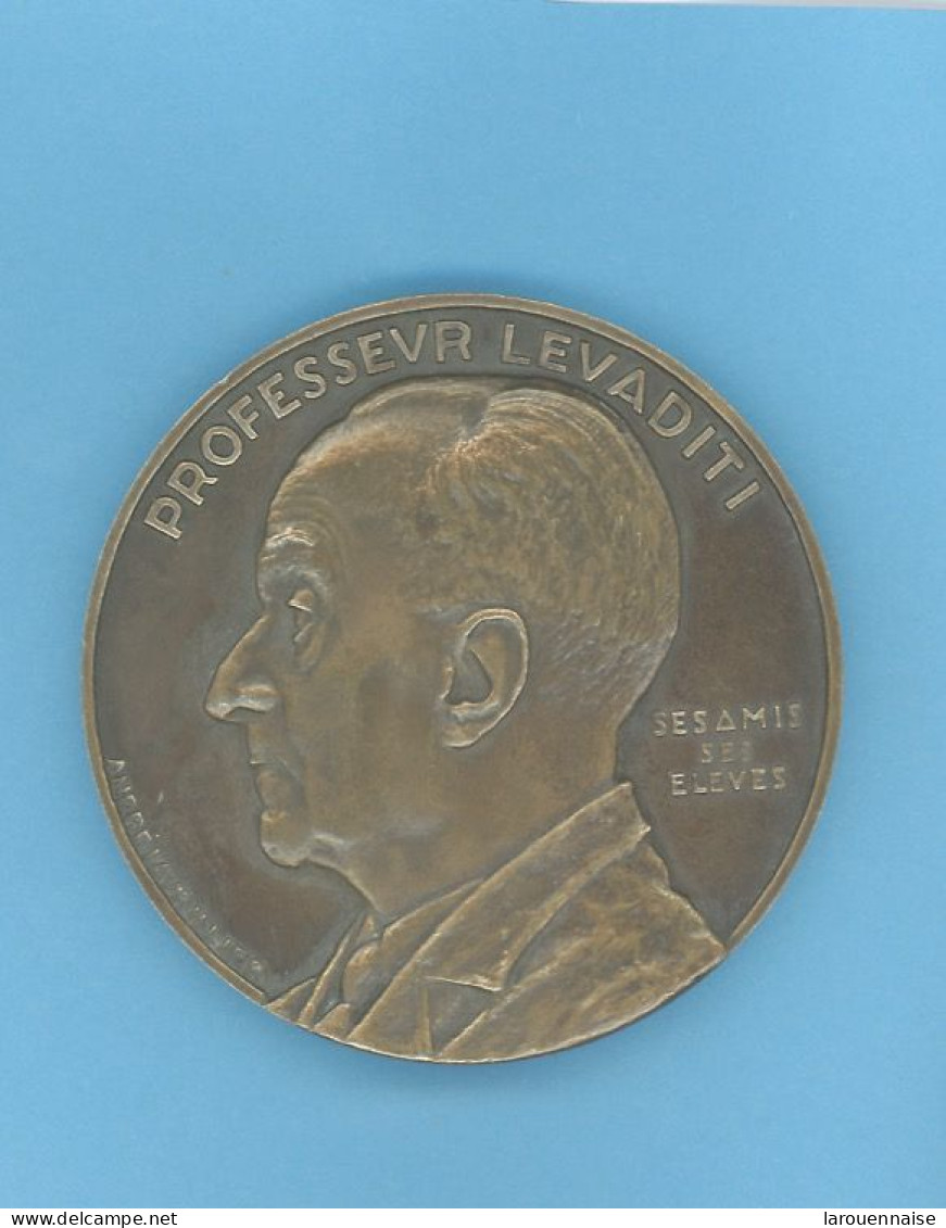 MÉDAILLE - PROFESSEUR -LEVADITI -BRONZE -81mm -306 Gr - GRAVEUR LAVRILLER -1945- SUP - - Professionnels / De Société