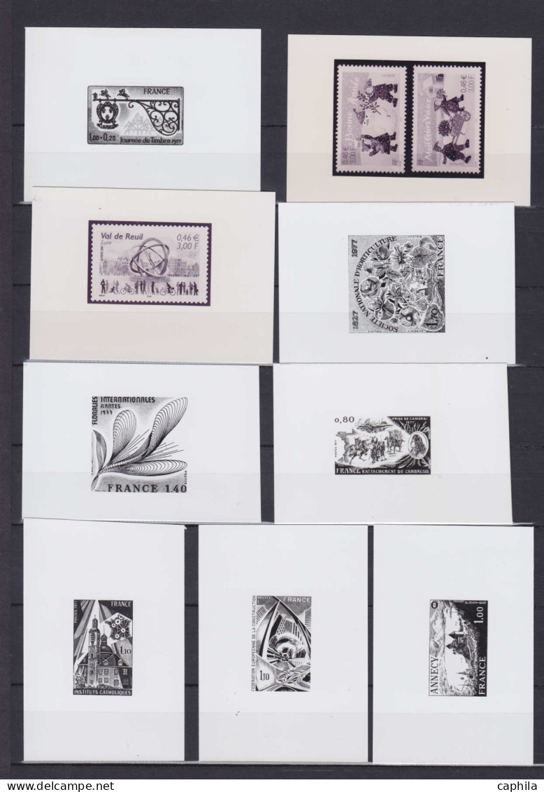 FRANCE Epreuves d'Artiste LOT - Collection de 284 essais-photo (adoptés), période 1969/2002, nombreux thèmes, en un albu