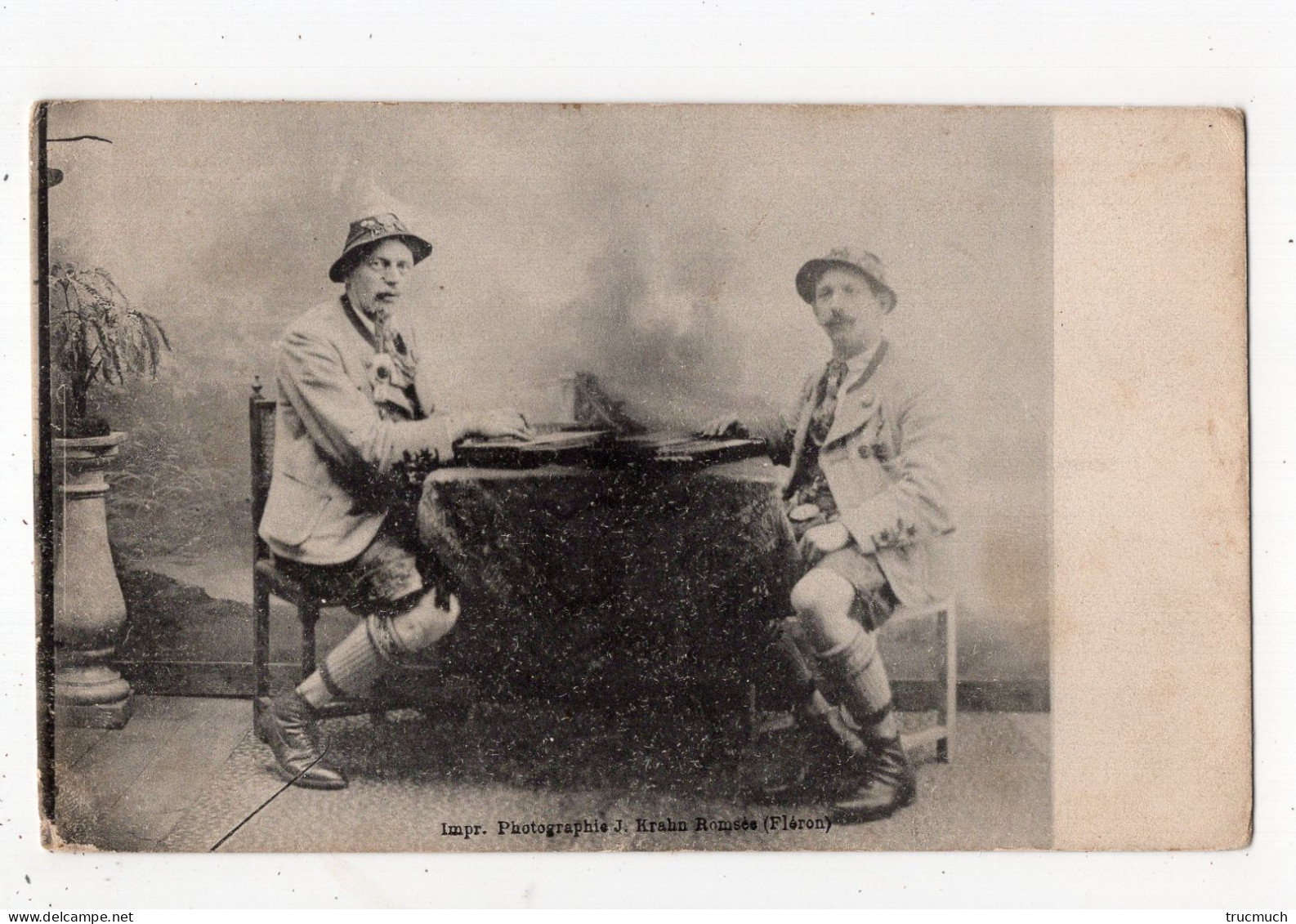 FLERON - Photographie KRAHN (Romsée) - Deux Personnages Attablés - Fléron